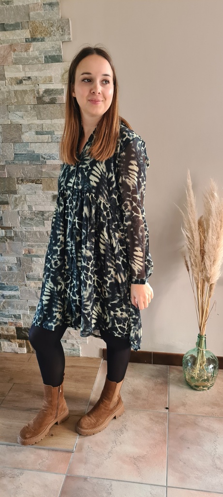 Robe Fiona