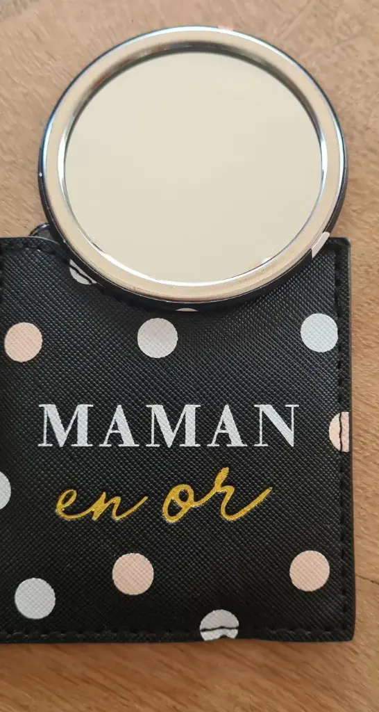 Miroir de poche maman