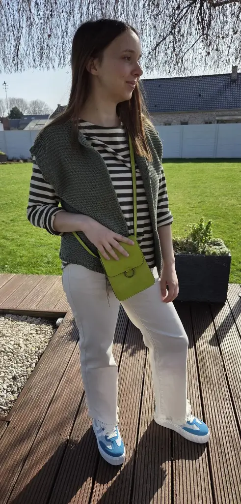 Pochette téléphone Yona